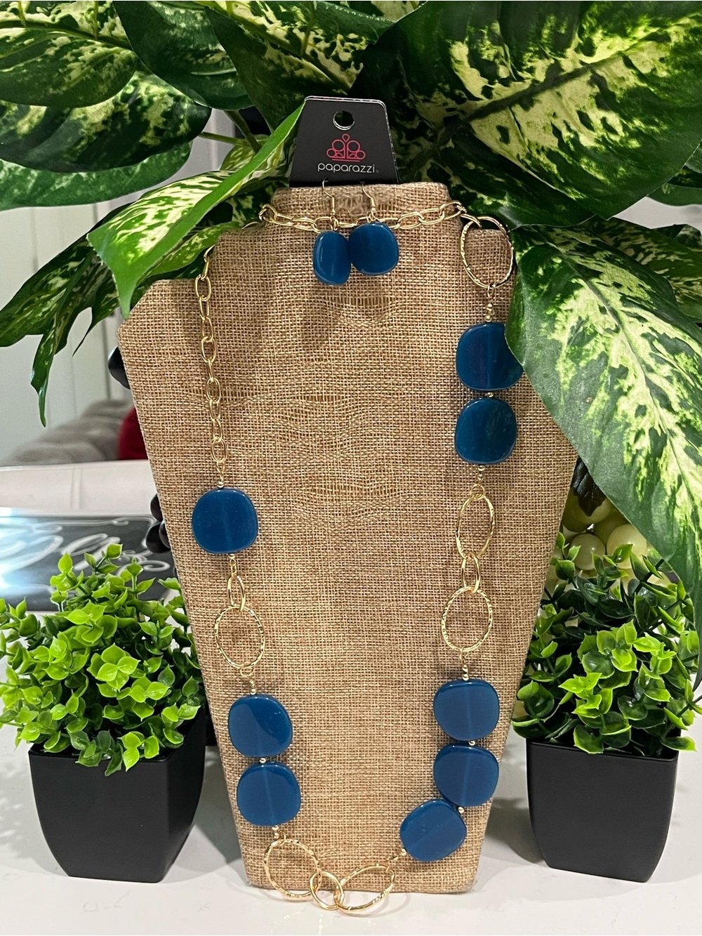 paparazzi Gold-Link Necklace with Deep Blue Resin Discs